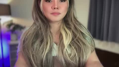 Snapshot of _seductive_jane chatting on February 4, 2:01 pm ENAJ online show from February 4, 2:01 pm