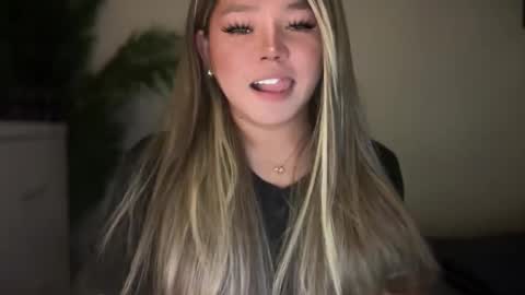 Snapshot of _seductive_jane chatting on May 24, 12:32 pm ENAJ online show from May 24, 12:32 pm