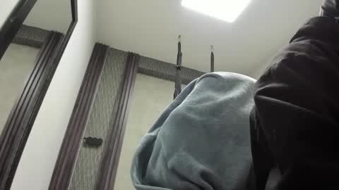 Snapshot of _selene_red chatting on April 30, 1:23 am Selene online show from April 30, 1:23 am