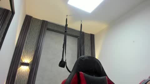 Snapshot of _selene_red chatting on May 30, 2:52 am Selene online show from May 30, 2:52 am