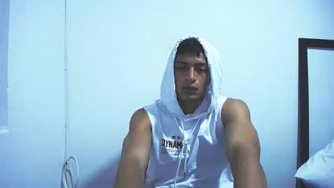 Juan Pablo-independent model online show from December 18, 5:57 am