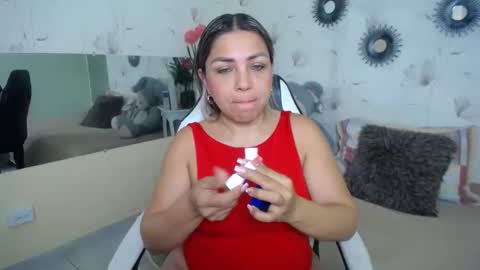 Snapshot of _sexyredhead_ chatting on December 16, 12:10 pm KATA online show from December 16, 12:10 pm