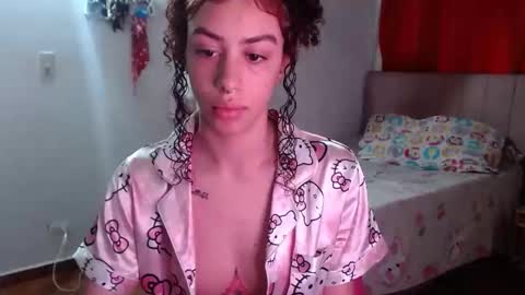 Snapshot of _shanellxxx chatting on June 8, 8:20 pm _shanellxxx online show from June 8, 8:20 pm