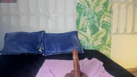 _sharlotte777 online show from April 15, 3:30 pm