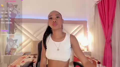 Snapshot of _shayra_ chatting on July 29, 1:53 pm Shayra online show from July 29, 1:53 pm