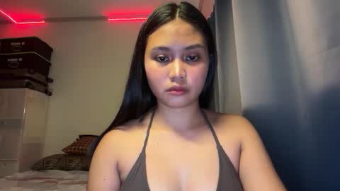 _shinelee online show from April 14, 6:52 am