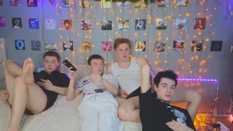 Snapshot of _side_by_you_ chatting on December 13, 6:27 pm NATHANPVT IS OPEN online show from December 13, 6:27 pm