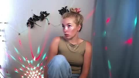 Rachel online show from May 22, 11:16 am