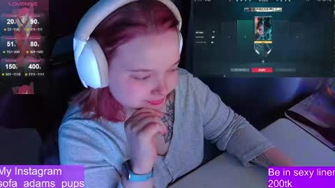 Snapshot of _sofia_adam_ chatting on May 3, 6:52 am pups online show from May 3, 6:52 am