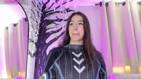    640  200   online show from November 13, 6:40 pm