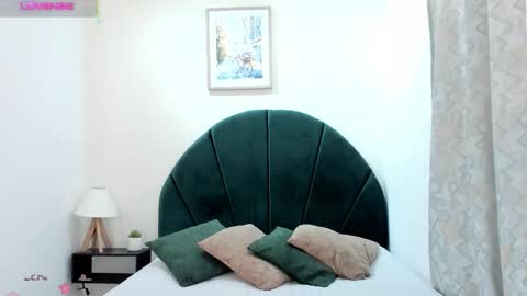 Snapshot of _sofia_cruz chatting on February 9, 5:28 pm 640 200 online show from February 9, 5:28 pm