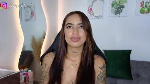 Snapshot of _sophiebrown__ chatting on January 11, 6:03 am Andrea The Next Stream Wednesday online show from January 11, 6:03 am