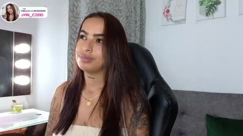 Snapshot of _sophiebrown__ chatting on January 27, 12:12 am Andrea The Next Stream Wednesday online show from January 27, 12:12 am