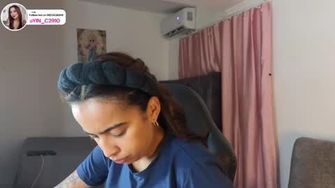 Snapshot of _sophiebrown__ chatting on September 20, 8:48 am Andrea The Next Stream Wednesday online show from September 20, 8:48 am