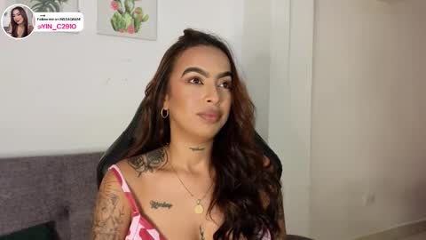 Snapshot of _sophiebrown__ chatting on October 11, 5:28 am Andrea The Next Stream Wednesday online show from October 11, 5:28 am