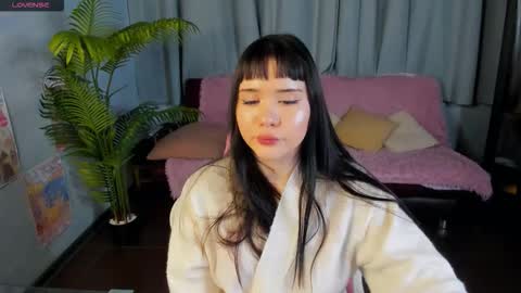 Snapshot of _spicygirl chatting on March 6, 3:36 am Brittany online show from March 6, 3:36 am