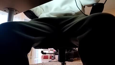 _spicymike_ online show from December 29, 9:06 am