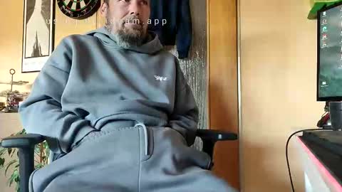 _spicymike_ online show from April 29, 11:58 am