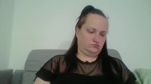 Snapshot of _squirty_pussyyy_ chatting on November 13, 8:08 pm Melisa online show from November 13, 8:08 pm