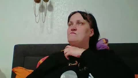 Snapshot of _squirty_pussyyy_ chatting on March 29, 5:46 pm Melisa online show from March 29, 5:46 pm