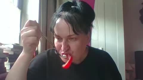 Snapshot of _squirty_pussyyy_ chatting on June 1, 11:56 am Melisa online show from June 1, 11:56 am