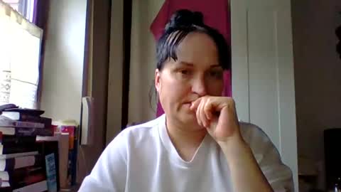 Snapshot of _squirty_pussyyy_ chatting on June 12, 6:18 pm Melisa online show from June 12, 6:18 pm