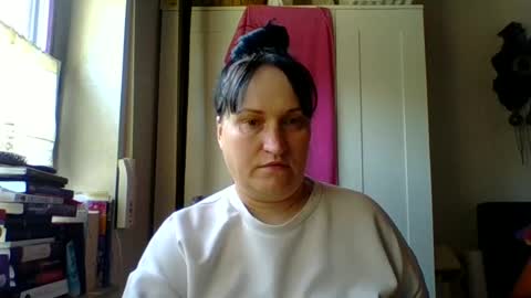 Snapshot of _squirty_pussyyy_ chatting on June 18, 6:46 am Melisa online show from June 18, 6:46 am