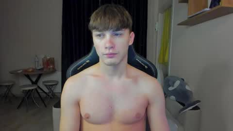 MARKPVT IS OPEN online show from December 20, 3:35 am