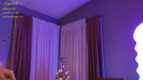 Snapshot of _stella_rose_ chatting on December 21, 4:19 am Stella online show from December 21, 4:19 am