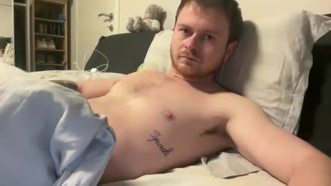 _stevie___ online show from February 15, 8:49 pm