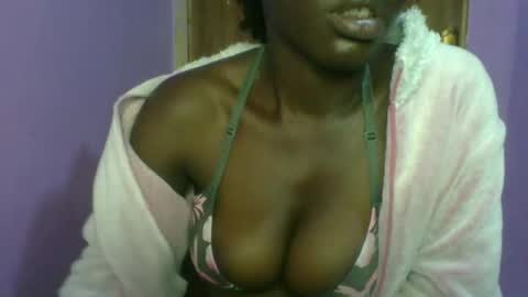 Snapshot of _sweet_gabriella chatting on May 22, 2:40 am Gabriella online show from May 22, 2:40 am