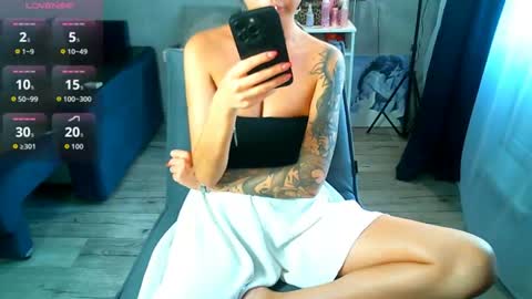 Snapshot of _sweet_ruby_ chatting on July 5, 2:02 pm Milana welcome to my world online show from July 5, 2:02 pm