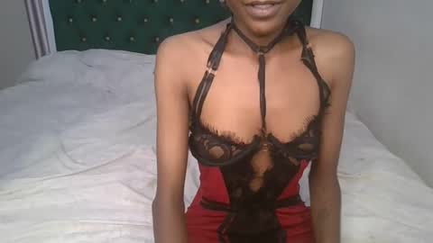 Snapshot of _sweetebony_r chatting on February 6, 7:02 am _sweetebony_r online show from February 6, 7:02 am