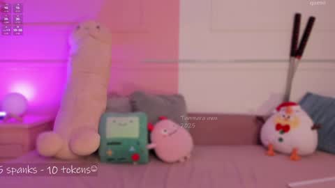 _tammarra_ online show from January 14, 8:48 pm