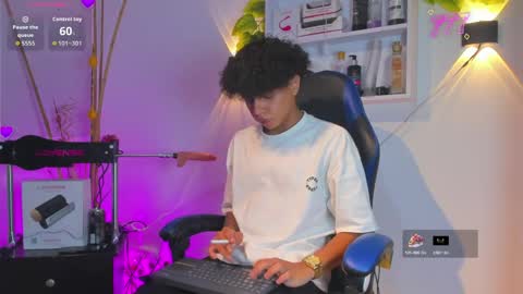 Snapshot of _taylor_black chatting on June 4, 9:10 pm Taylor online show from June 4, 9:10 pm