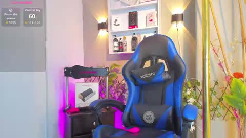 Snapshot of _taylor_black chatting on July 14, 8:36 pm Taylor online show from July 14, 8:36 pm