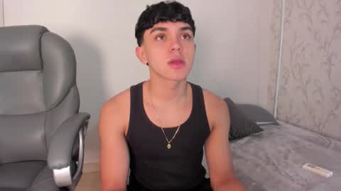 _taylorblack online show from March 25, 11:27 am