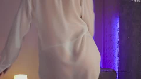 Snapshot of _temptation___ chatting on January 19, 11:53 pm Tata online show from January 19, 11:53 pm