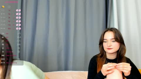 Snapshot of _teona_ann_for_you_ chatting on December 22, 9:00 am Teona and Annred hair online show from December 22, 9:00 am