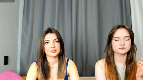 Snapshot of _teona_ann_for_you_ chatting on January 29, 6:33 am Teona and Annred hair online show from January 29, 6:33 am
