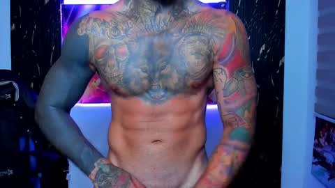 Snapshot of _thadeo_ chatting on June 7, 4:11 pm ThadeoWolf online show from June 7, 4:11 pm