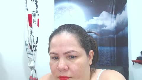 Snapshot of _thamaraa_ chatting on April 29, 2:26 am Tamara online show from April 29, 2:26 am