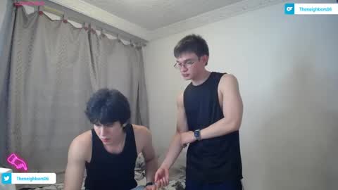 Snapshot of _the_neighbors chatting on May 16, 8:18 pm Scot y Patrick online show from May 16, 8:18 pm