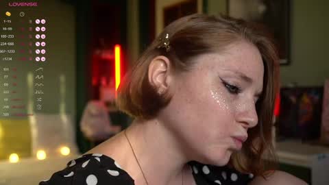 Evi online show from April 17, 4:32 pm