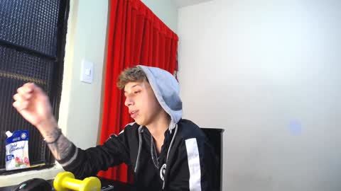 Snapshot of _thomas_hot_ chatting on January 31, 10:10 pm Thomas online show from January 31, 10:10 pm