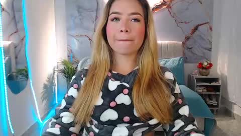 Snapshot of _tiffany1 chatting on September 14, 6:40 pm _tiffany1 online show from September 14, 6:40 pm