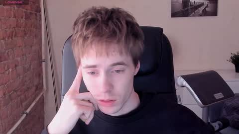 Snapshot of _tokyo_ghoul chatting on December 15, 3:09 pm _tokyo_ghoul online show from December 15, 3:09 pm