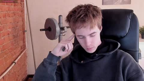 Snapshot of _tokyo_ghoul chatting on December 21, 3:20 pm _tokyo_ghoul online show from December 21, 3:20 pm