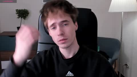 Snapshot of _tokyo_ghoul chatting on January 16, 10:21 am _tokyo_ghoul online show from January 16, 10:21 am