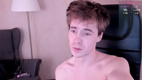 Snapshot of _tokyo_ghoul chatting on January 25, 7:39 pm _tokyo_ghoul online show from January 25, 7:39 pm